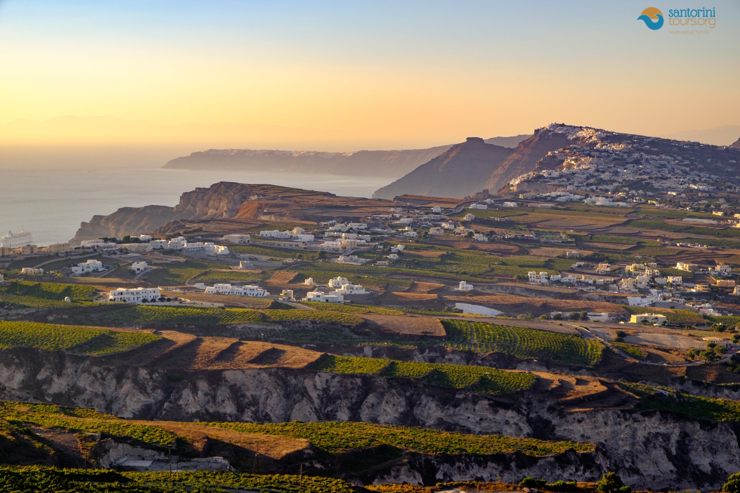 Santorini 3 Day Itinerary: A Local Operator Plan