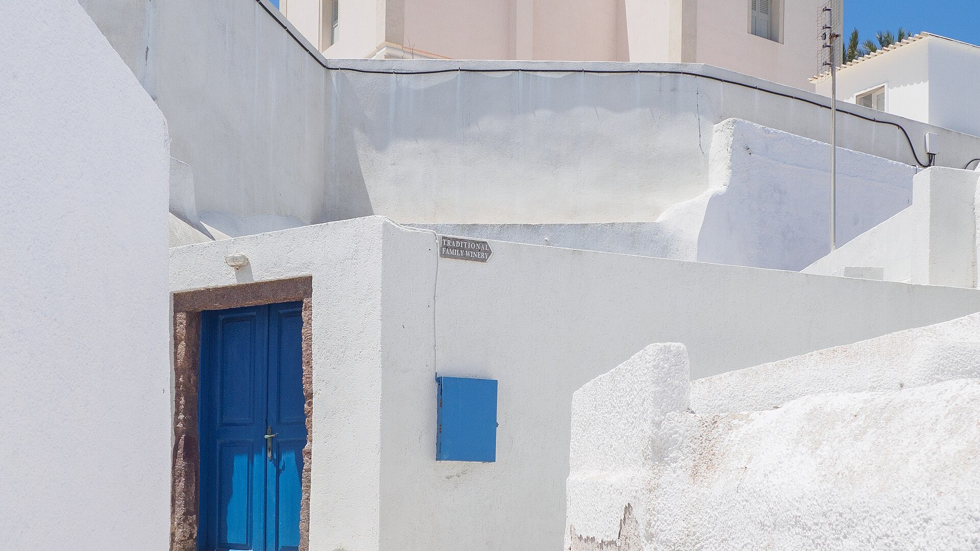 Megalochori Santorini: The Quietest Village Square