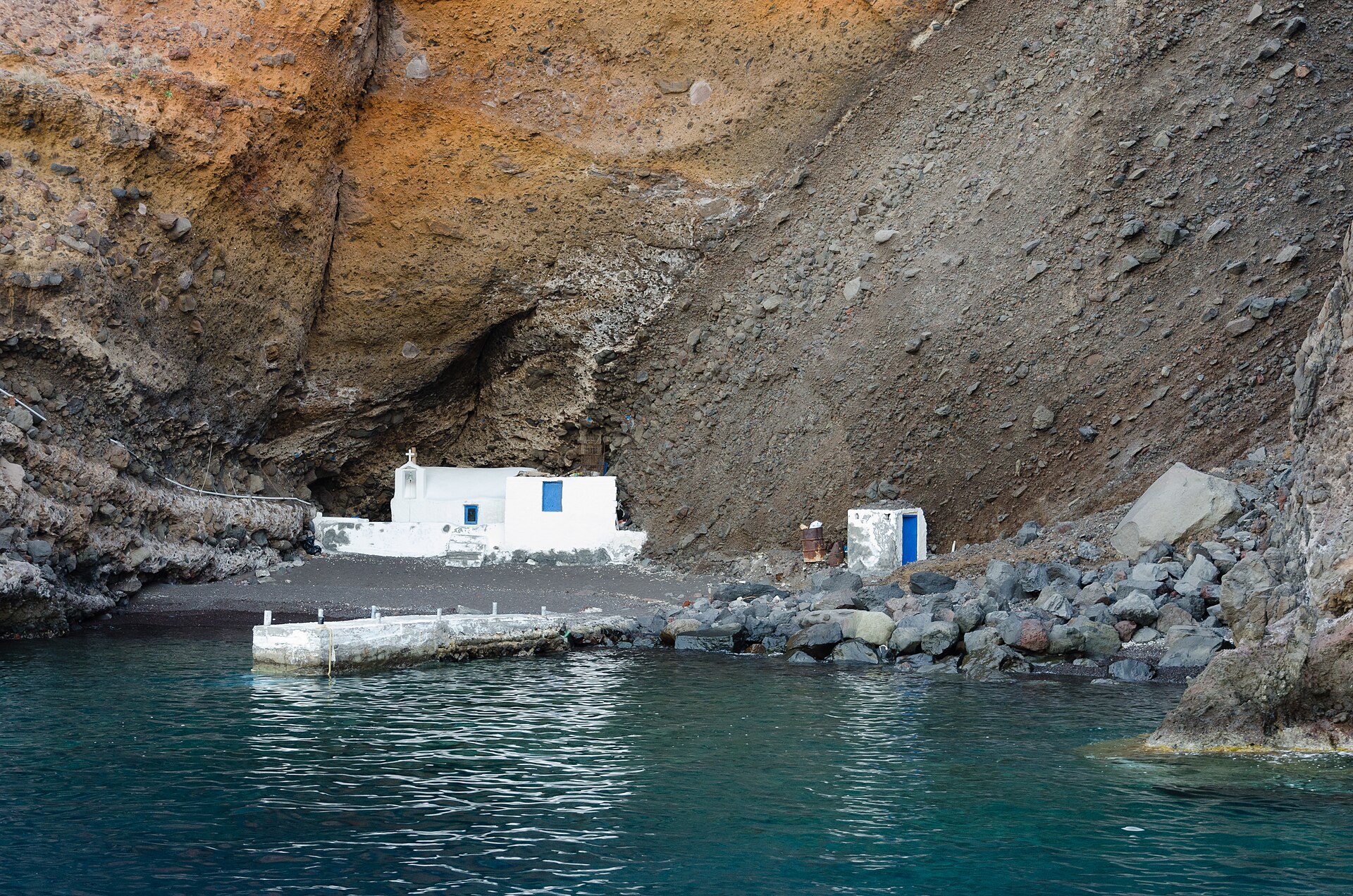 Santorini Catamaran Cruise: Routes, Prices and What to Expect